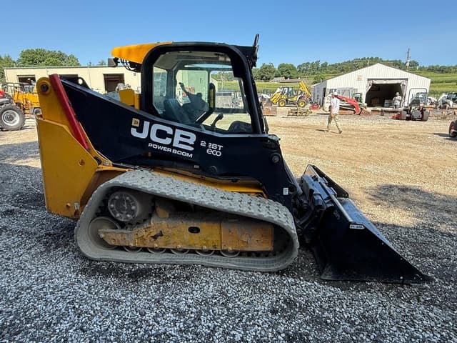 Image of JCB 225T equipment image 4