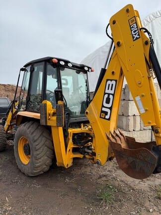 2015 JCB 3CX Equipment Image0