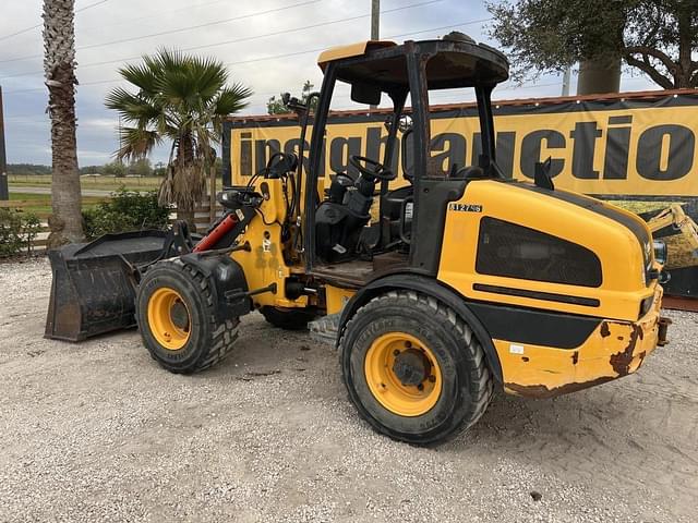 Image of JCB 407 equipment image 1
