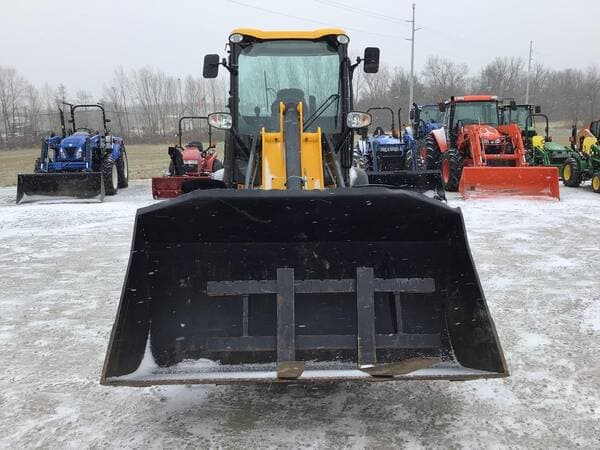 Image of JCB 409 equipment image 4