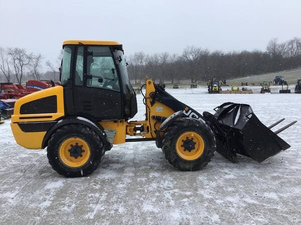 Image of JCB 409 equipment image 1