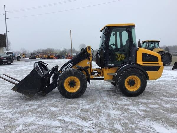 2015 JCB 409 Equipment Image0