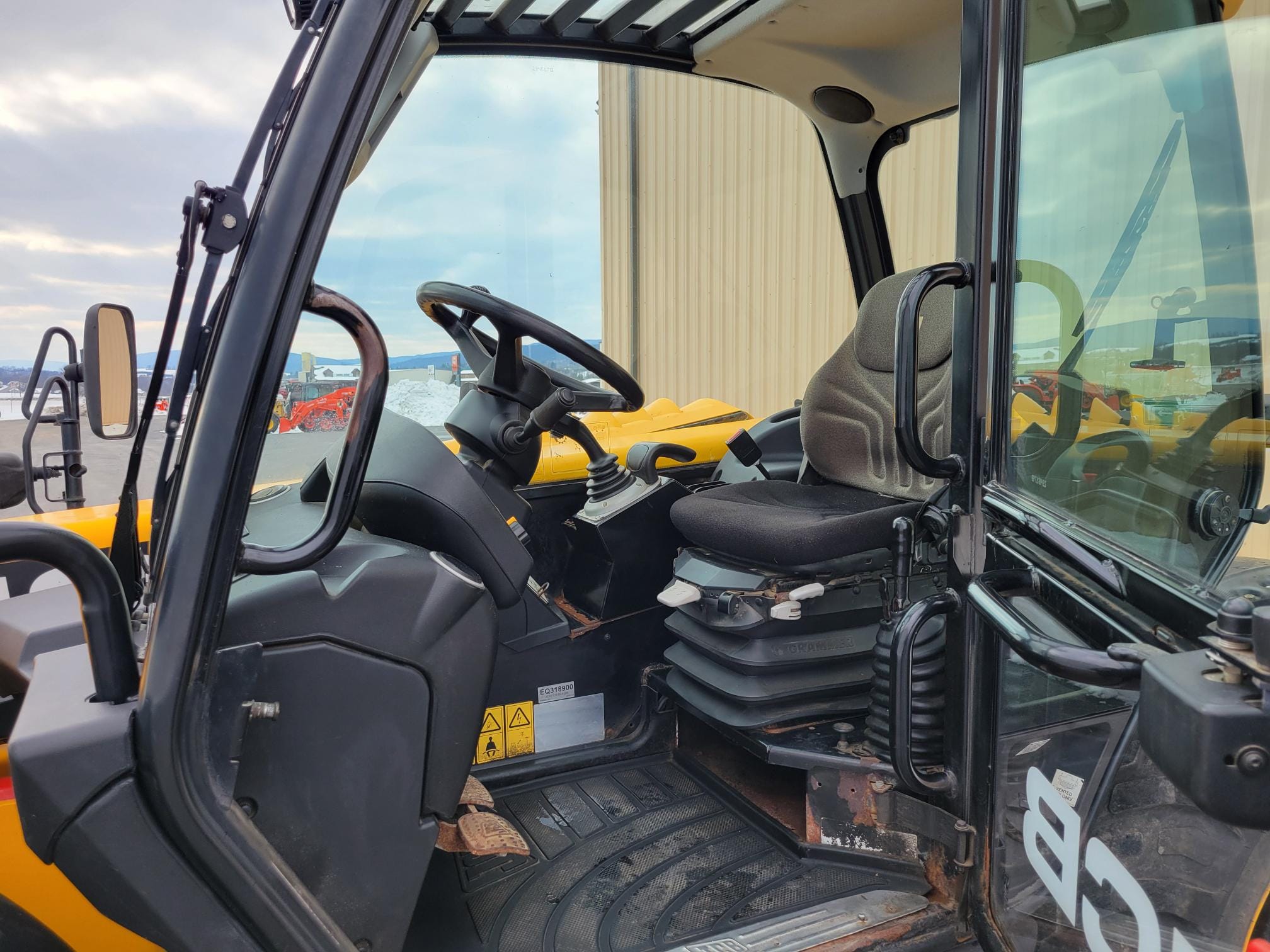 2015 JCB 536-60 Agri Equipment Image0