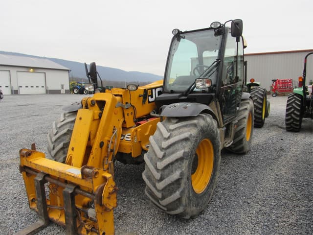 Image of JCB 541-70 Agri Plus equipment image 3