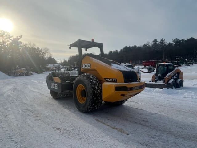 Image of JCB VM117 equipment image 4
