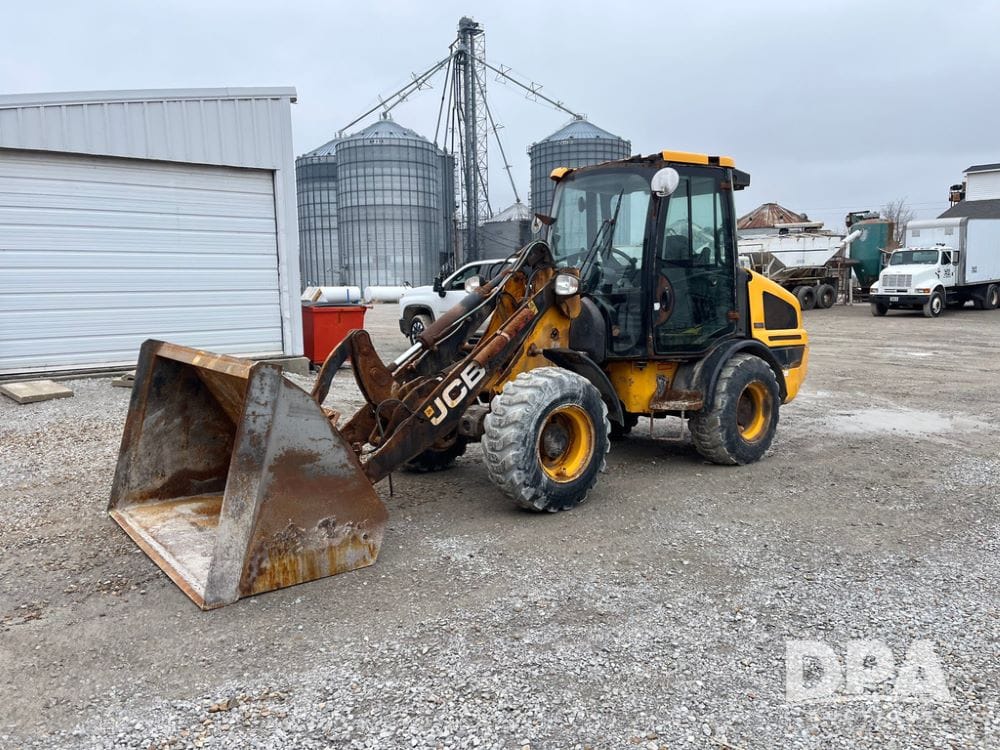 2015 JCB 407 T4 Equipment Image0