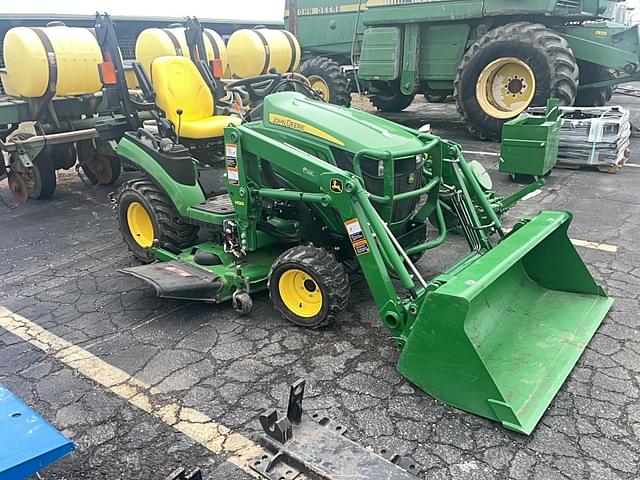 Image of John Deere 1025R equipment image 4