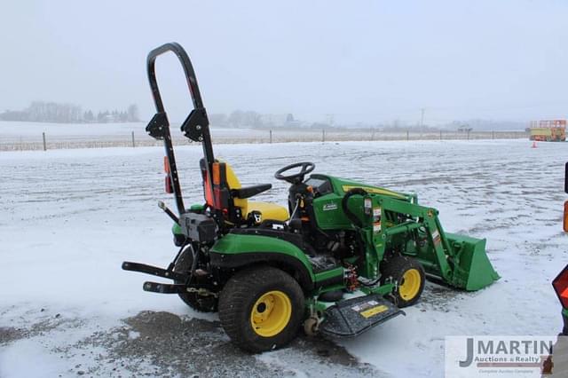 Image of John Deere 1025R equipment image 2