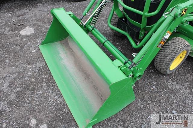 Image of John Deere 6120R equipment image 4