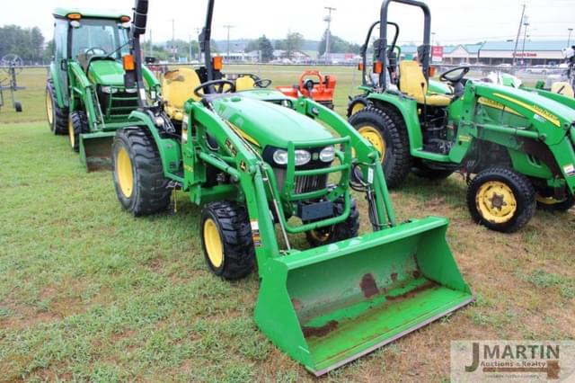 Image of John Deere 2032R equipment image 1