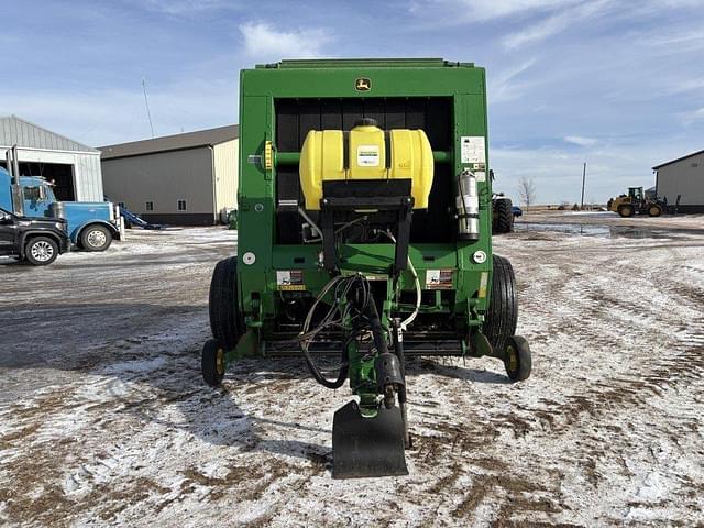 Image of John Deere 569 equipment image 1