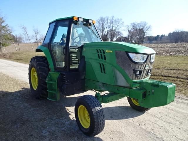 Image of John Deere 6115M equipment image 4