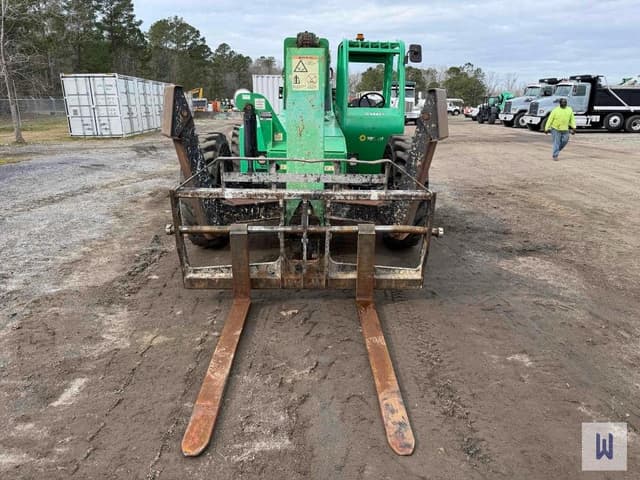 Image of JLG 10054 equipment image 1