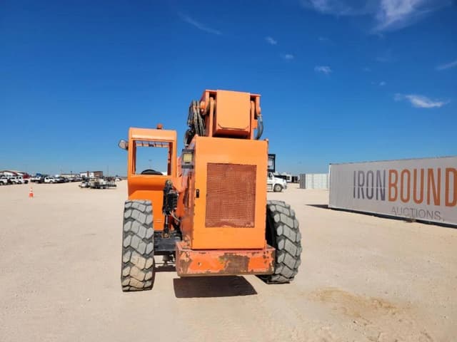 Image of JLG 10054 equipment image 3