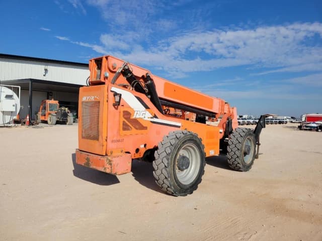 Image of JLG 10054 equipment image 4