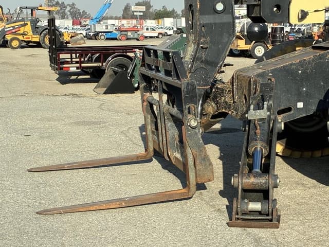 Image of JLG 1055 equipment image 4