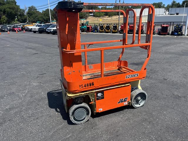 Image of JLG 1230ES equipment image 1