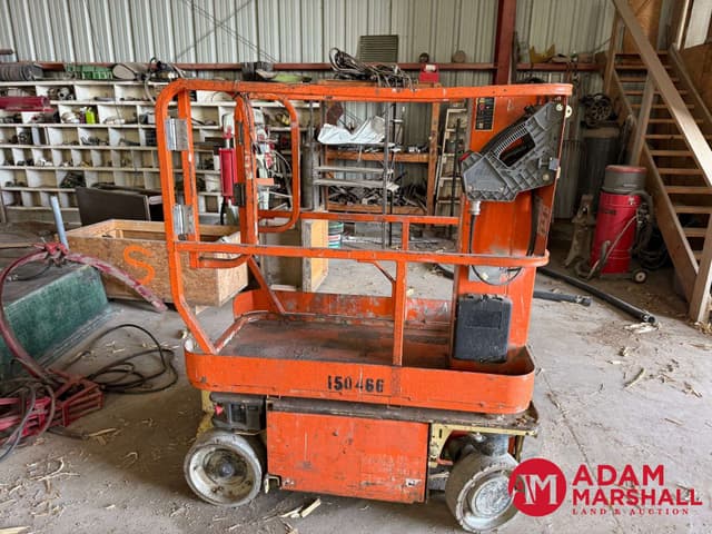 Image of JLG 1230ES equipment image 2