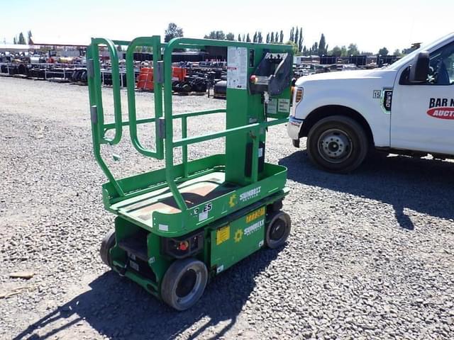 Image of JLG 1230ES equipment image 2