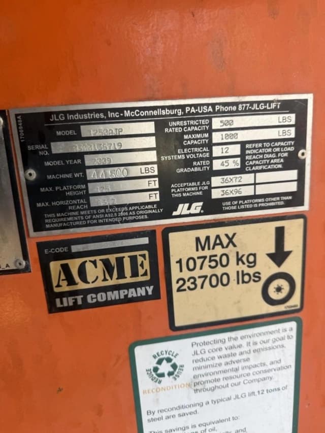 Image of JLG 1250AJP equipment image 4