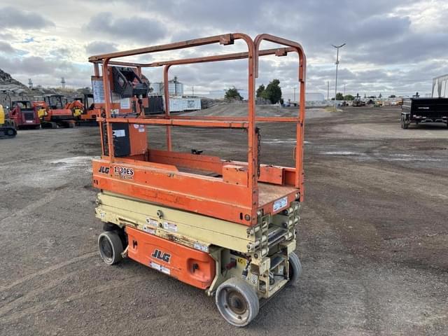 Image of JLG 1930ES equipment image 3