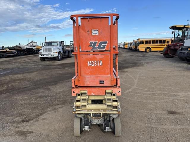 Image of JLG 1930ES equipment image 4
