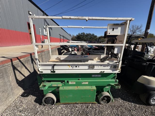 Image of JLG 1932RS equipment image 1