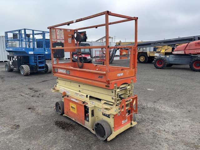 Image of JLG 1932RS equipment image 3