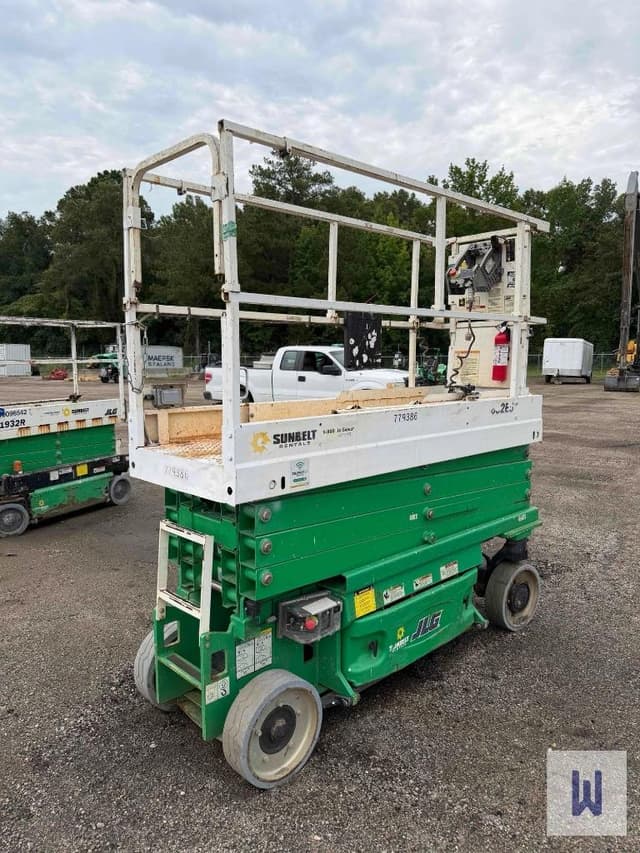 Image of JLG 2632ES equipment image 4