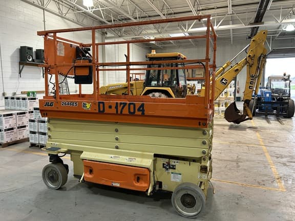 Image of JLG 2646ES equipment image 1