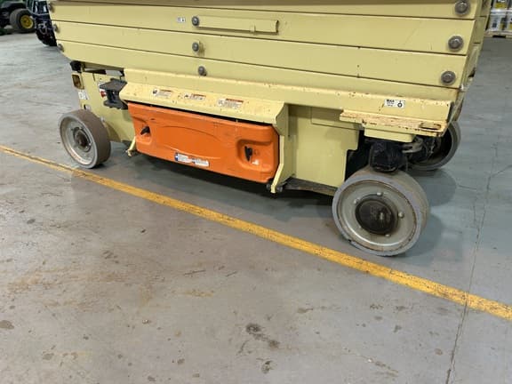 Image of JLG 2646ES equipment image 4