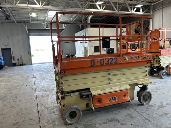 Image of JLG 2646ES equipment image 1