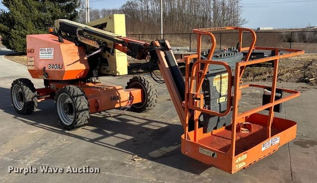 Image of JLG 340AJ equipment image 2
