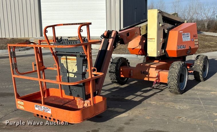 2015 JLG 340AJ Equipment Image0