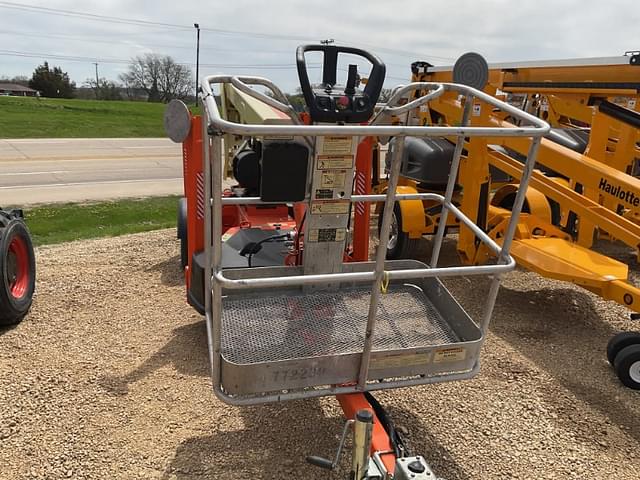 Image of JLG T350 equipment image 1