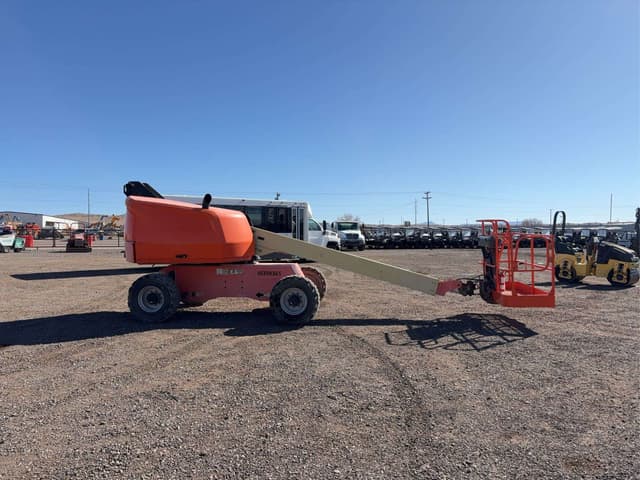 Image of JLG 400S equipment image 3