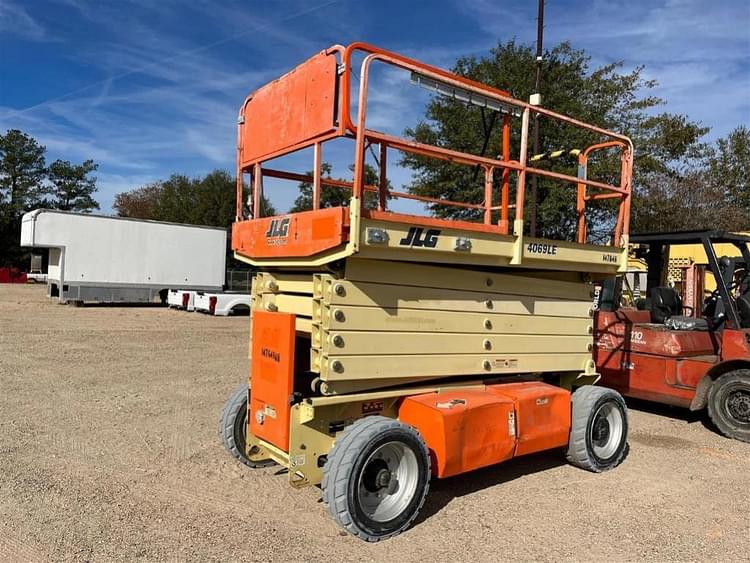 2015 JLG 4069LE Equipment Image0