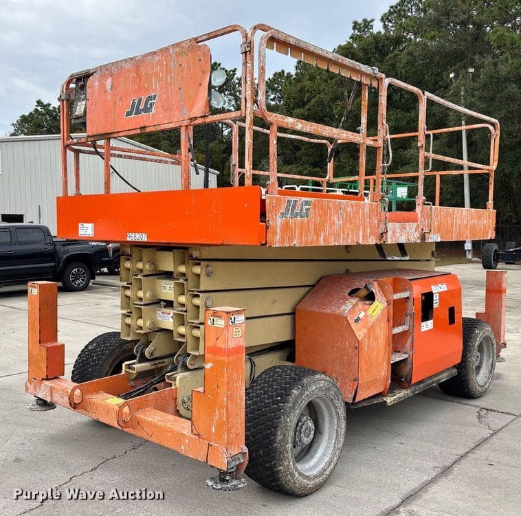 2015 JLG 4394RT Equipment Image0