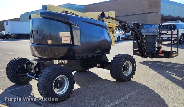 Image of JLG 450AJ equipment image 4