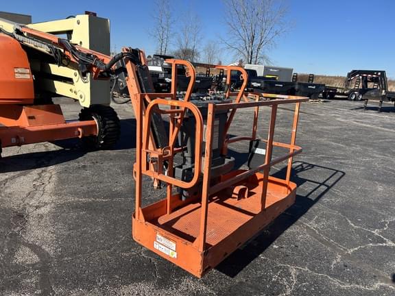 Image of JLG 450AJ equipment image 4