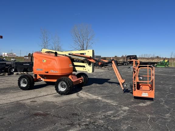 Image of JLG 450AJ equipment image 3