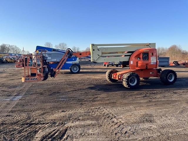 Image of JLG 450AJ equipment image 2