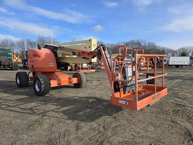 Image of JLG 450AJ equipment image 4