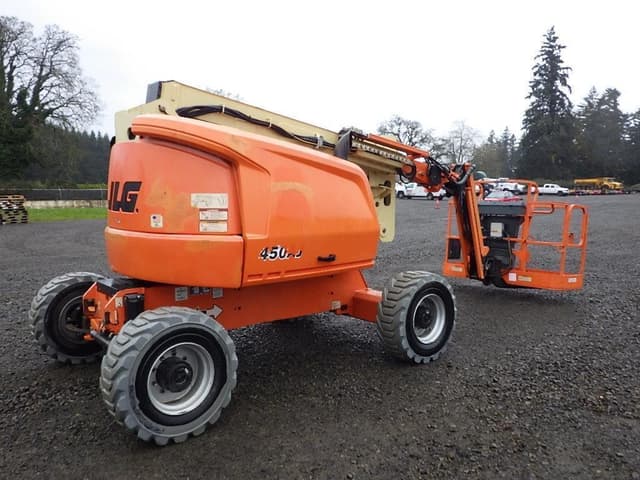 Image of JLG 450AJ equipment image 4