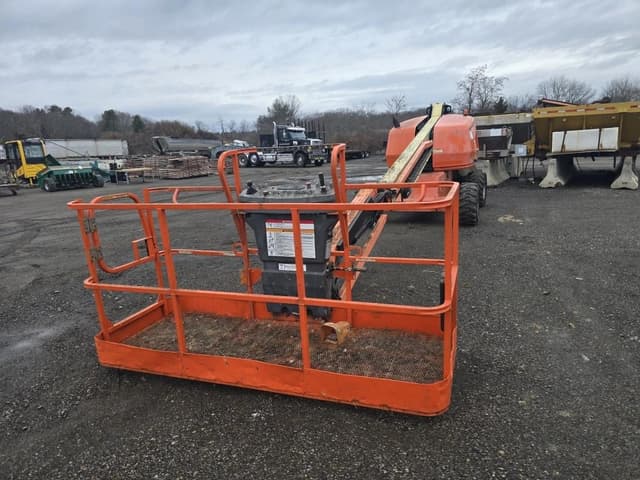 Image of JLG 460SJ equipment image 1
