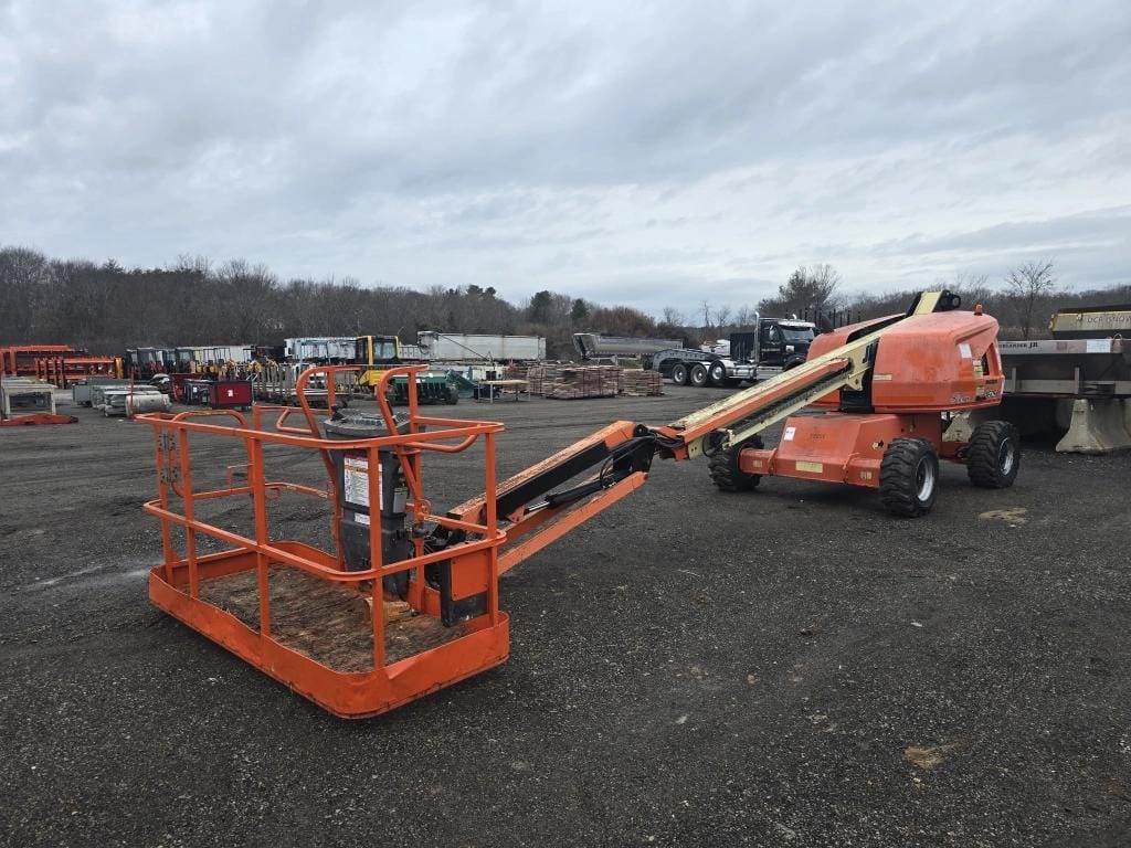 2015 JLG 460SJ Equipment Image0