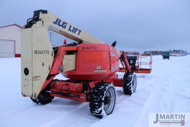 Image of JLG 600AJ equipment image 2