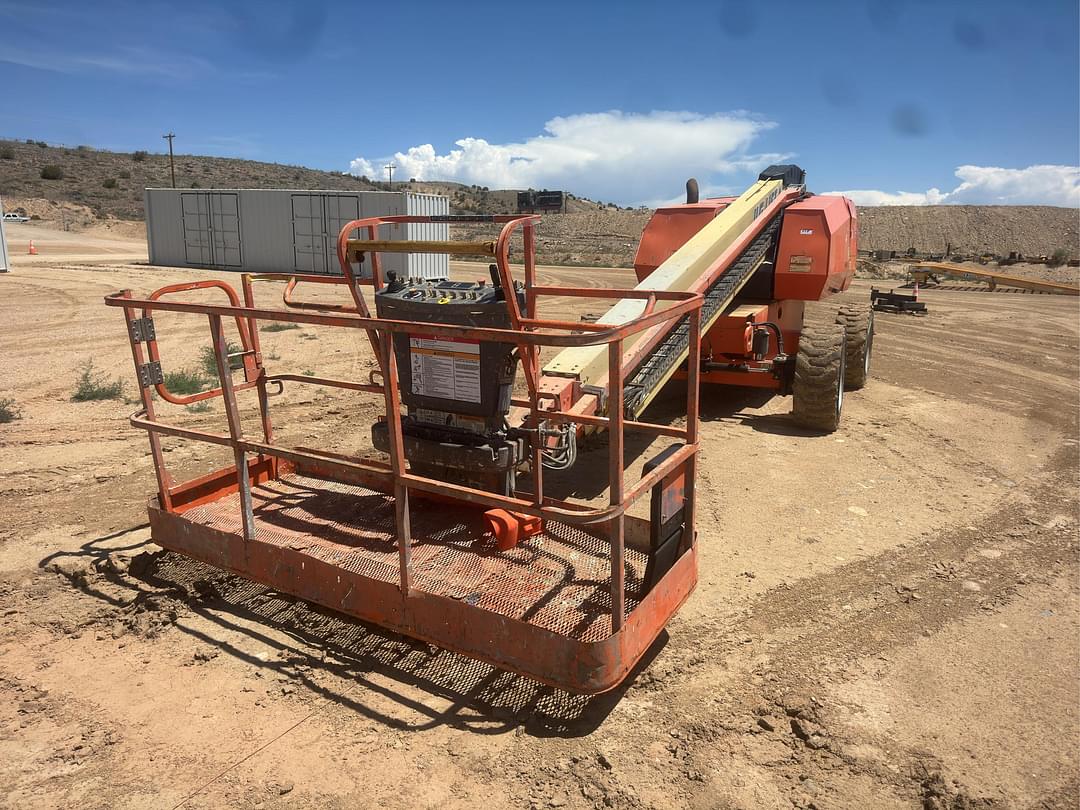 Image of JLG 600S Primary image