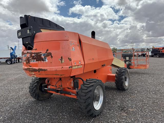 Image of JLG 600S equipment image 2