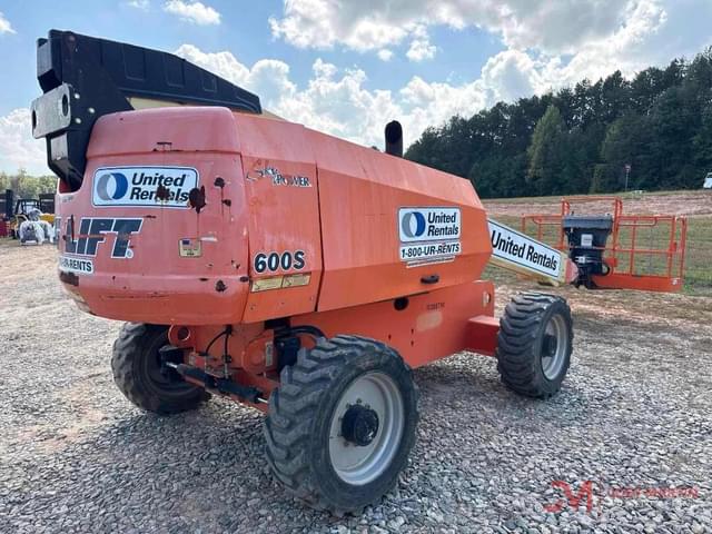 Image of JLG 600S equipment image 3